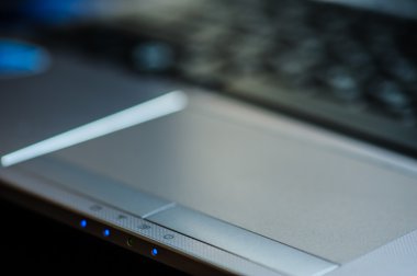 Dizüstü bilgisayarınızın dokunmatik yüzey Close-Up