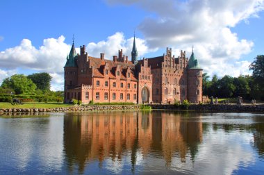 Egeskov Kalesi