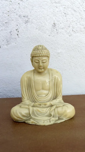 Алабастская фигура Будды — стоковое фото