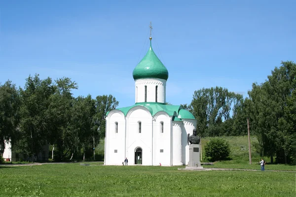 Russian orthodox church 12th century in Russia — Stock Photo, Image