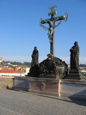 charles bridge at heykel grubu.
