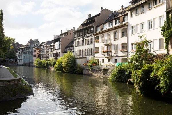 A paisagem urbana na Petite-France. Estrasburgo, França — Fotografia de Stock