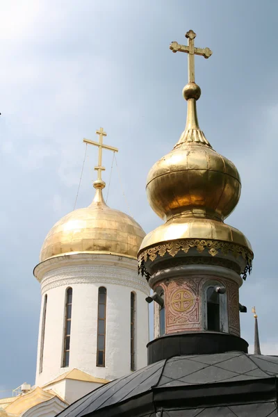 Cupolas of a Russian orthodox church — Stock Photo, Image