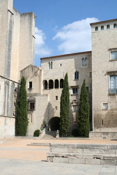 Vista na antiga Gerona pela catedral — Fotografia de Stock