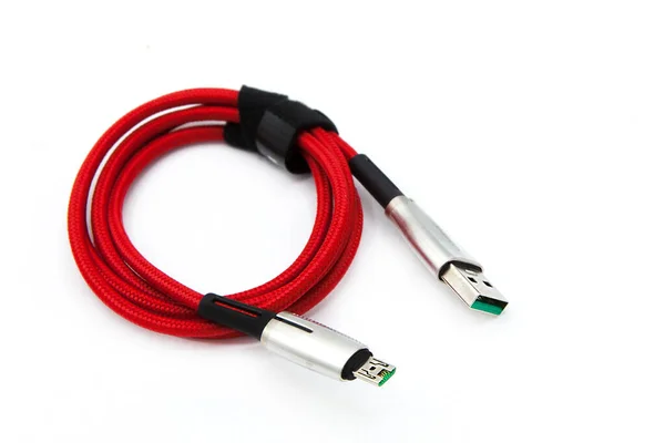 Red Micro Usb Kabel Izolované Bílém Pozadí — Stock fotografie