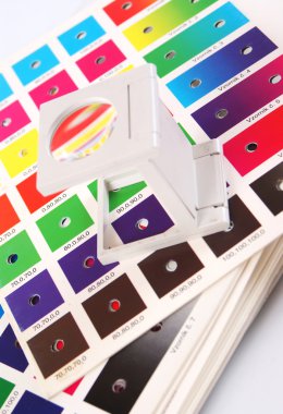 basın renk ve Büyüteç camı