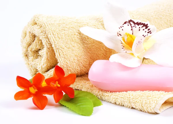 Мыло и полотенце — стоковое фото