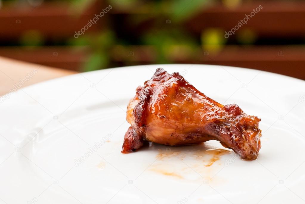 Grilled chicken wings