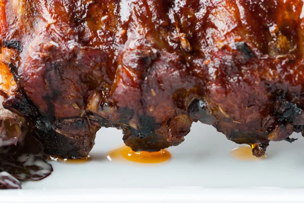 Grilled juicy barbecue pork ribs — Stock Photo, Image