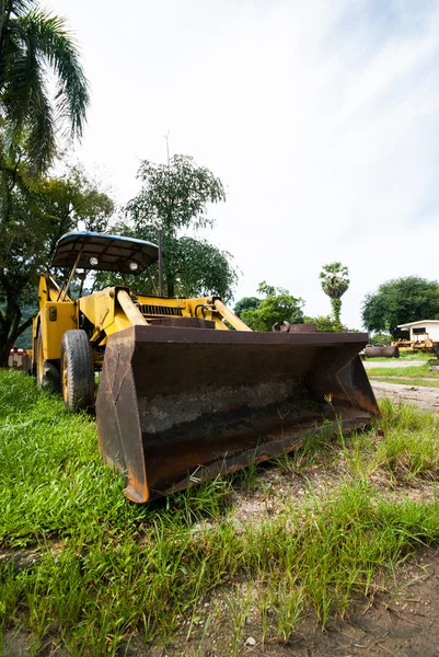 Yellow construction bulldozer — Stock Photo, Image