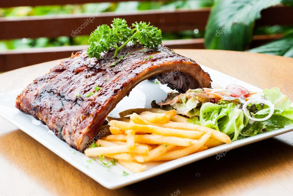 grilled juicy barbecue pork ribs