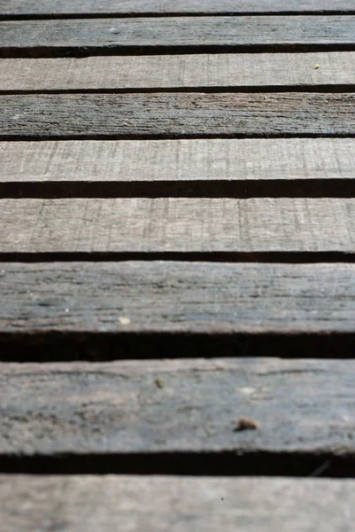 Viejo puente de madera tablón — Foto de Stock