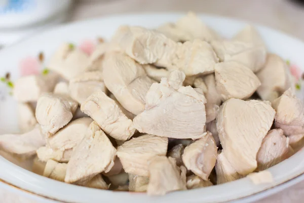 haşlanmış tavuk göğsü