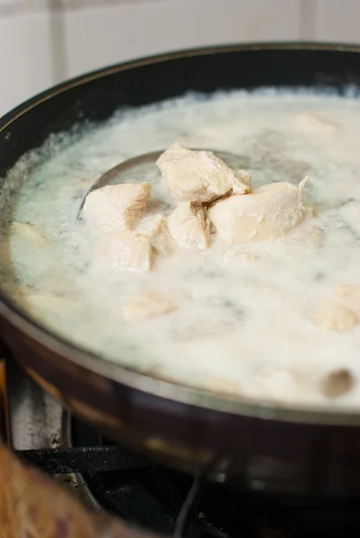 haşlanmış tavuk göğsü