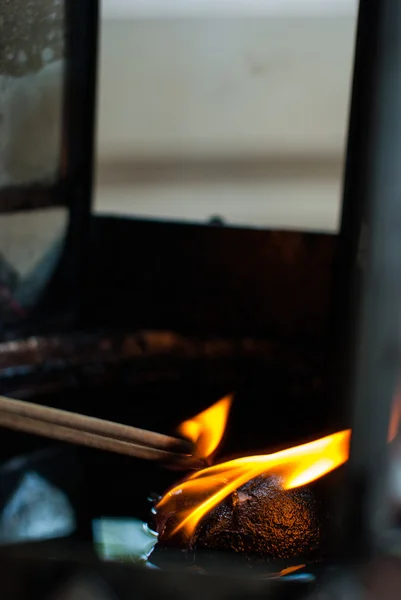 Tütsü gelen yağ lambaları yanan — Stok fotoğraf