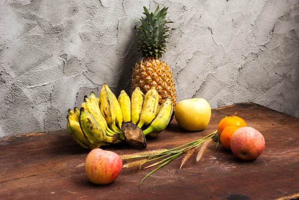 Bodegón con frutas — Foto de Stock