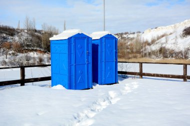 Biyo tuvalet kabini, taşınabilir tuvalet, parktaki kuru dolaplar..
