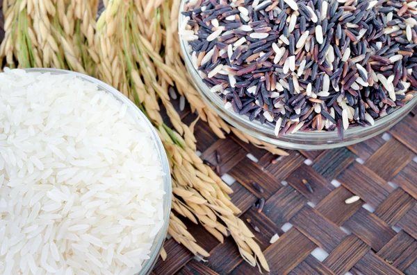 Riso crudo, Selezione di riso — Foto Stock