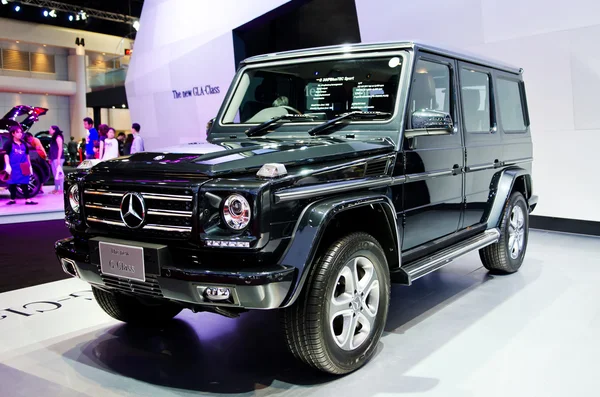 Bangkok - 29 maart: mercedes-benz de nieuwe g-klasse op display op — Stockfoto