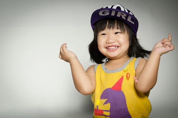 Portret van Aziatische schattig meisje — Stockfoto