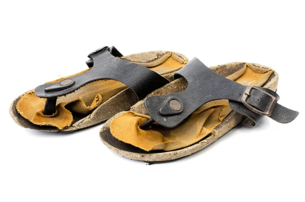 Oude sandalen over Wit — Stockfoto