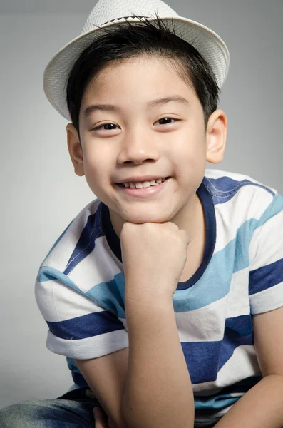 亚洲可爱的小男孩的肖像 — 图库照片