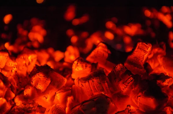 Hot Coals in the Fire — Stock Photo, Image