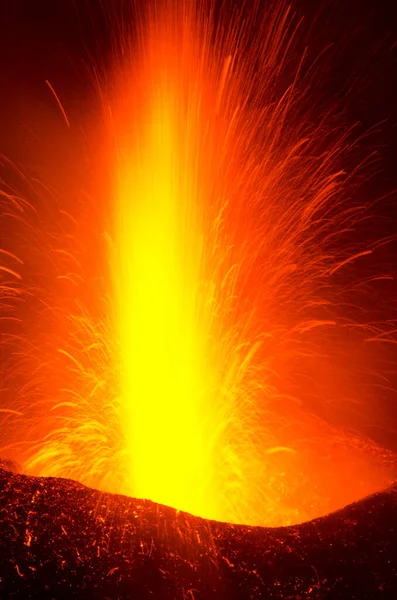 Извержение вулкана Кумбре-Вьеха. — стоковое фото