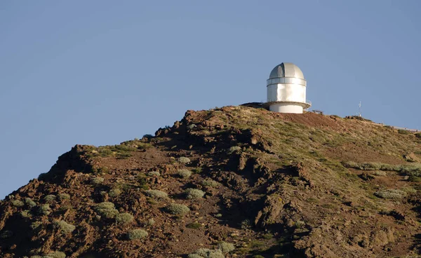 Телескоп в обсерватории Роке-де-лос-Мучачос. — стоковое фото