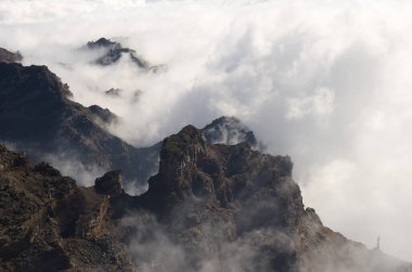 Caldera de Taburiente Ulusal Parkı 'nın kayalıkları.