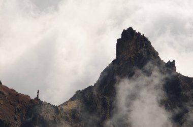 Caldera de Taburiente Ulusal Parkı 'nın kayalıkları.