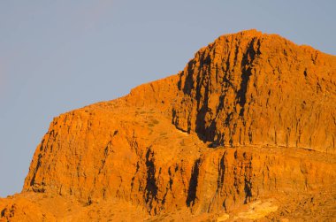 Teide Ulusal Parkı 'ndaki Cliff.
