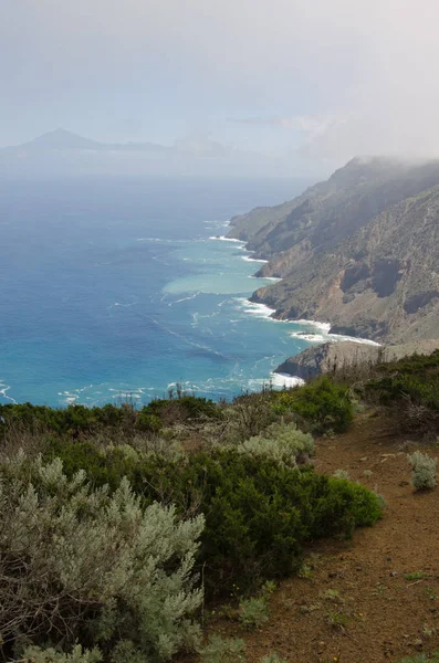 Northwest coast of La Gomera and island of Tenerife. — Stock Photo, Image