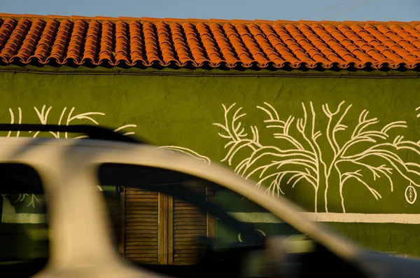 San Mateo May 2020 Car Driving Next Facade House Painted —  Fotos de Stock