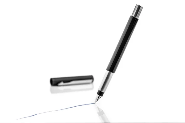 A black fountain pen — Stock Photo, Image