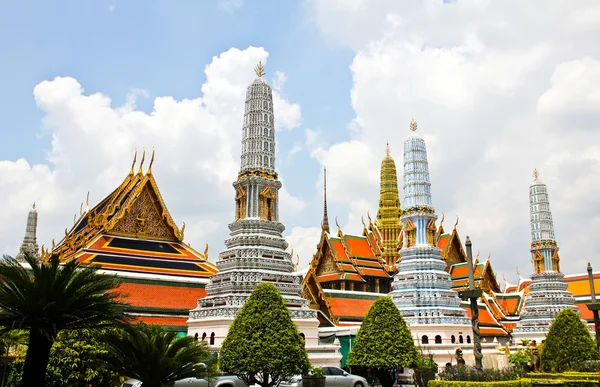 Grand palais, la principale attraction touristique à Bangkok, Thaïlande . — Photo