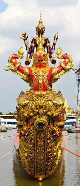 Head of royal barge, supreme art of Thailand. — Stock Photo, Image