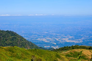 Top, dağ, phu tabberk, phetchabun Eyaleti, Tayland.