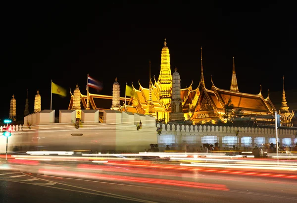 Vista serale del grande palazzo a bangascar, Thailandia . — Foto Stock