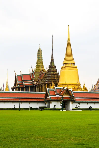 Wat Phra Kaew, Templo da Esmeralda Buda, Bangkok, Tailândia. — Fotografia de Stock