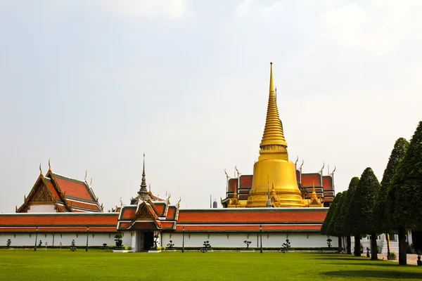 Wat Phra Kaew, Tempel des smaragdgrünen Buddha, Bangkok, Thailand. — Stockfoto