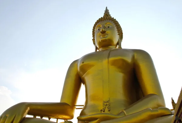 Grande statue de bouddha à Wat muang, Thaïlande. — Photo