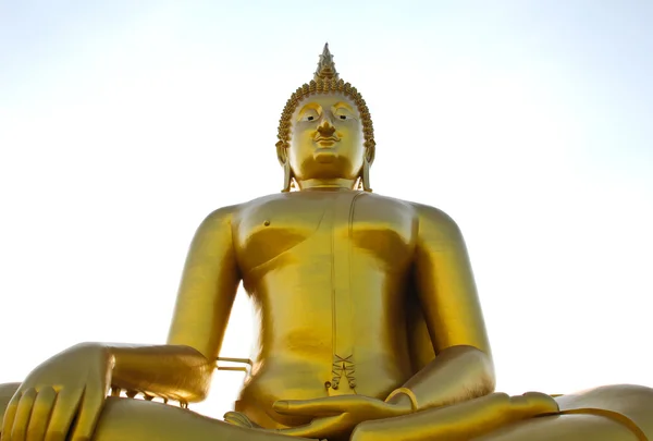 Grande statue de bouddha à Wat muang, Thaïlande. — Photo