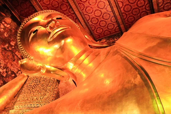 Statua di Buddha reclinabile in Thailandia Tempio di Buddha Wat Pho, Asia — Foto Stock