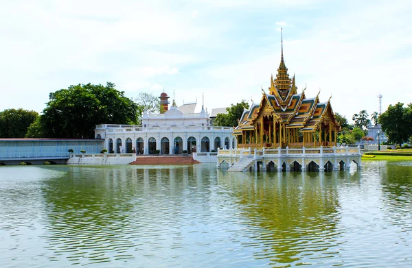 Bang Pa-In Palace v Thajsku. — Stock fotografie