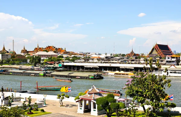 W üstten çekilen Bangkok chao praya Nehri manzarası — Stok fotoğraf