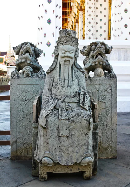 Estátua de Wat Arun — Fotografia de Stock