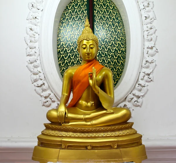 Boeddhabeeld in tempel, Thailand. — Stockfoto