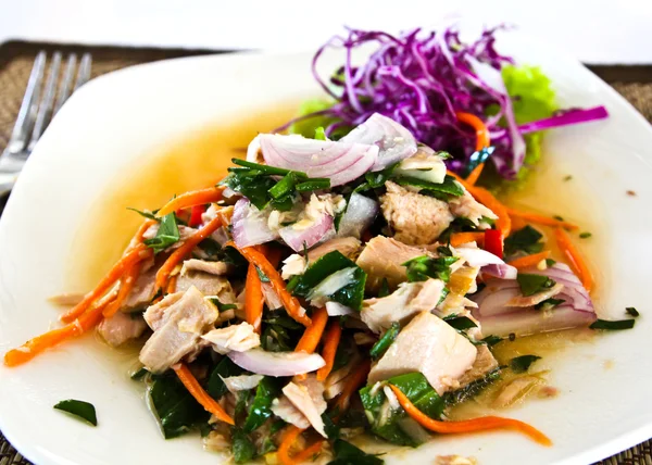 Salade thaïlandaise au thon — Photo