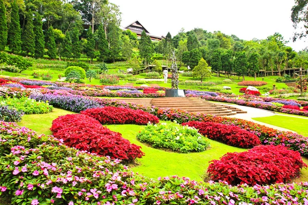 Mae Fah Luang Garden, lokalisera Doi Tung, Thailand — Stockfoto